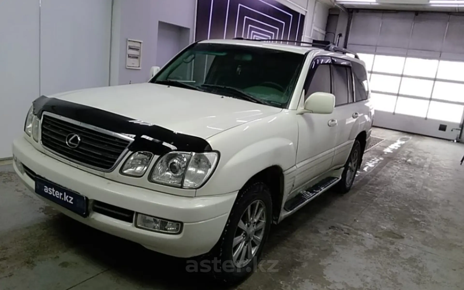 Lexus LX 1999