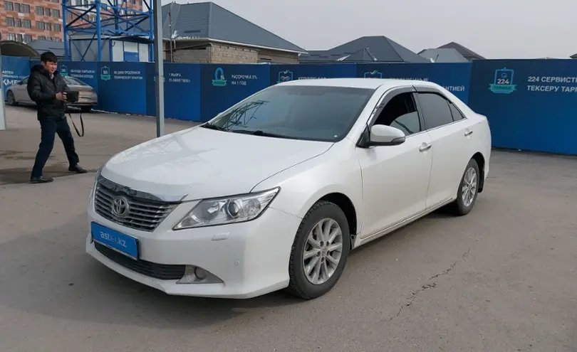 Toyota Camry 2014 года за 9 800 000 тг. в Шымкент