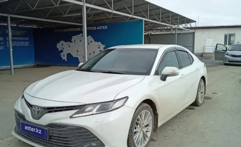 Toyota Camry 2018 года за 12 800 000 тг. в Кызылорда