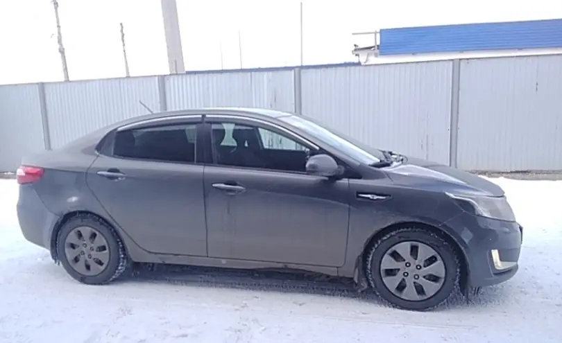 Kia Rio 2014 года за 5 500 000 тг. в Атырау фото 4