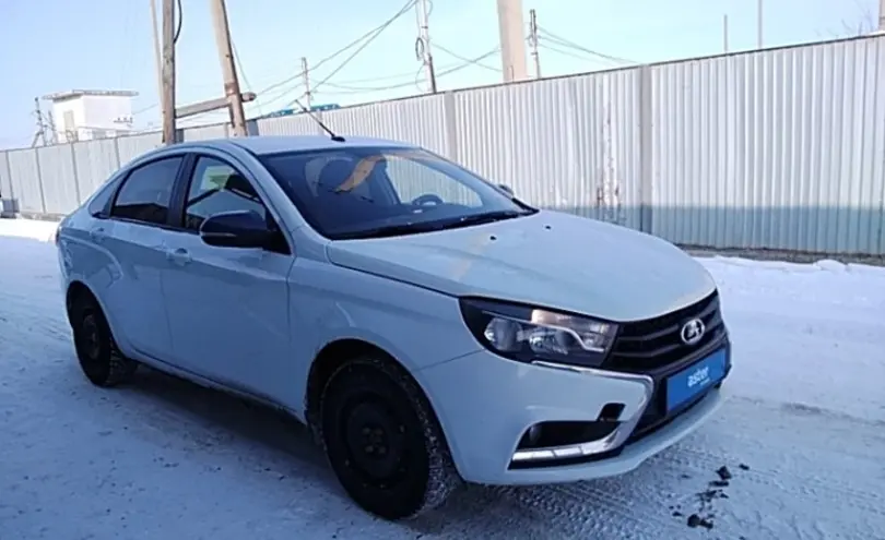 LADA (ВАЗ) Vesta 2018 года за 4 500 000 тг. в Атырау фото 3