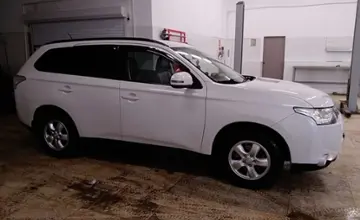 Mitsubishi Outlander 2012 года за 7 500 000 тг. в Актобе фото 4