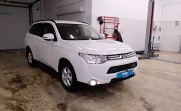 Mitsubishi Outlander 2012 года за 7 500 000 тг. в Актобе фото 3