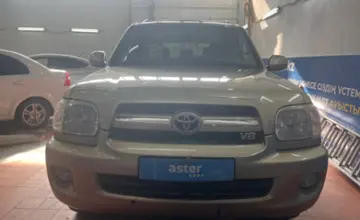 Toyota Sequoia 2005 года за 10 300 000 тг. в Астана фото 2