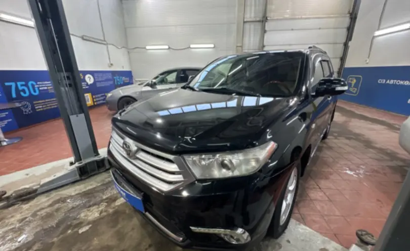 Toyota Highlander 2011 года за 12 000 000 тг. в Астана