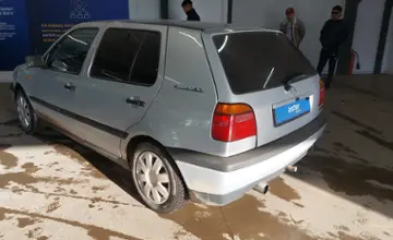 Volkswagen Golf 1993 года за 1 200 000 тг. в Астана фото 4