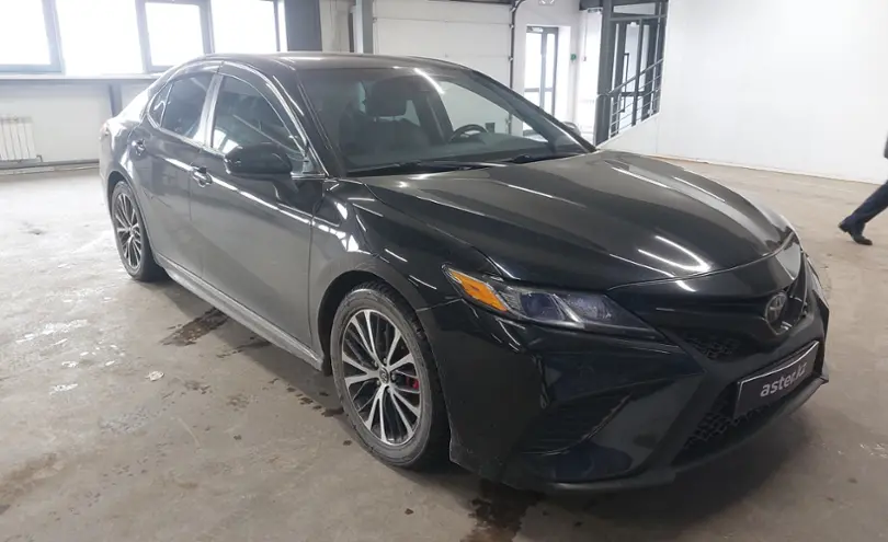 Toyota Camry 2018 года за 12 500 000 тг. в Астана фото 2