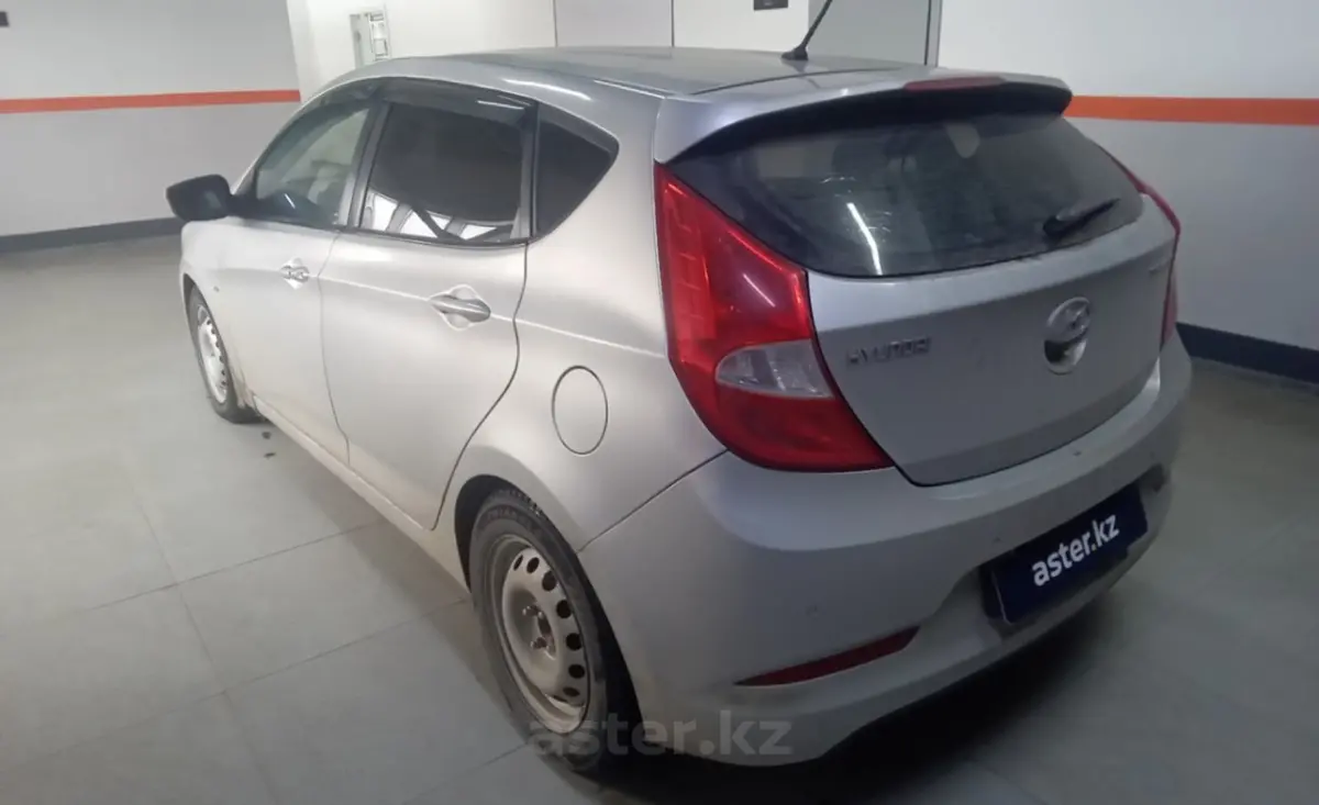 Hyundai Solaris 2014