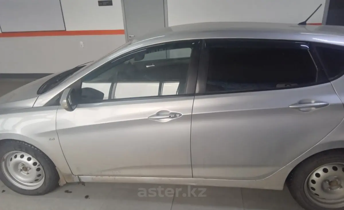 Hyundai Solaris 2014