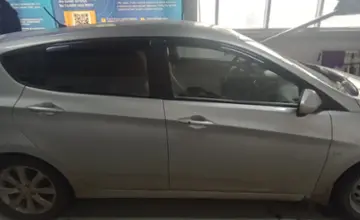 Hyundai Solaris 2014 года за 4 500 000 тг. в Уральск фото 4