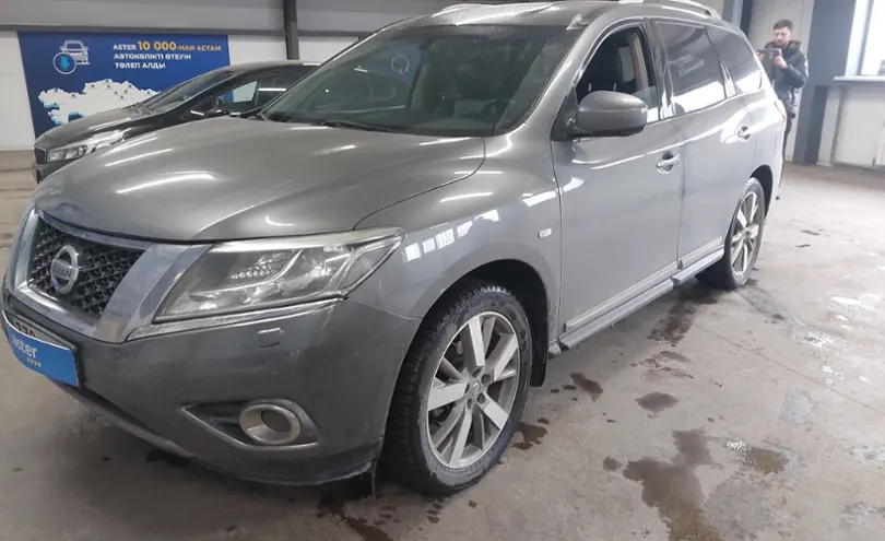Nissan Pathfinder 2014 года за 9 000 000 тг. в Астана