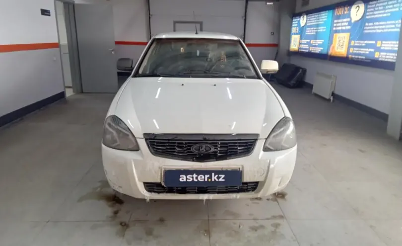 LADA (ВАЗ) Priora 2013 года за 2 000 000 тг. в Уральск фото 2