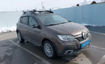 Renault Sandero 2019 года за 5 500 000 тг. в Шымкент фото 2