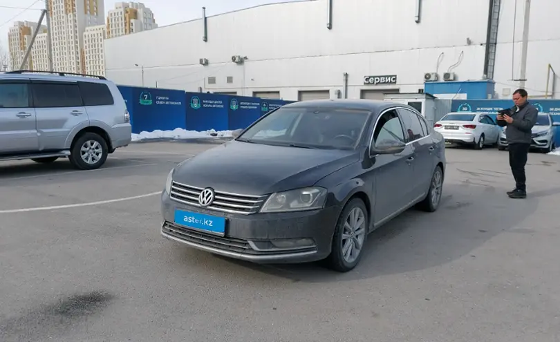 Volkswagen Passat 2011 года за 5 800 000 тг. в Шымкент