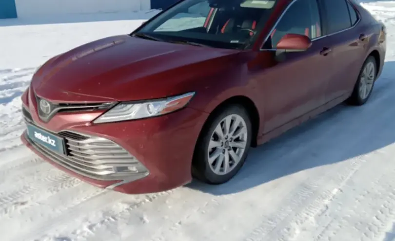 Toyota Camry 2020 года за 11 000 000 тг. в Актау