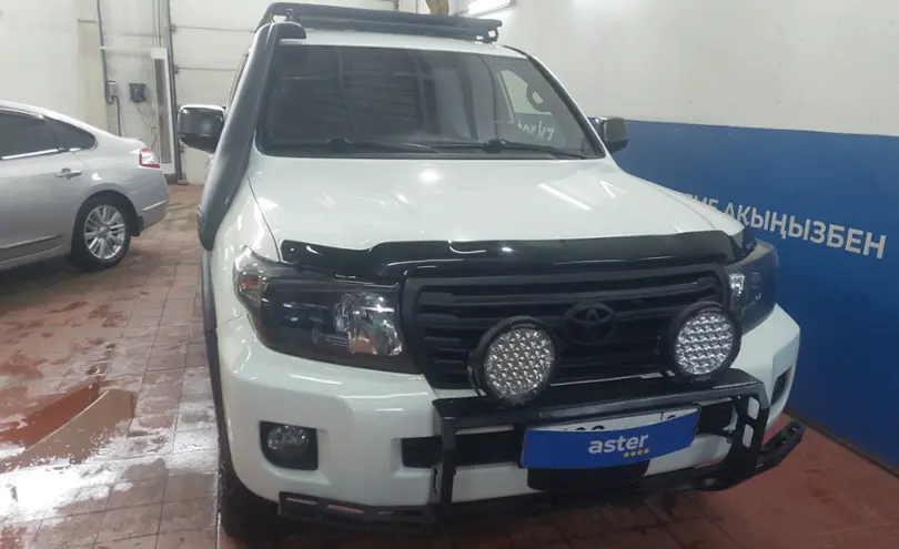 Toyota Land Cruiser 2012 года за 25 000 000 тг. в Астана