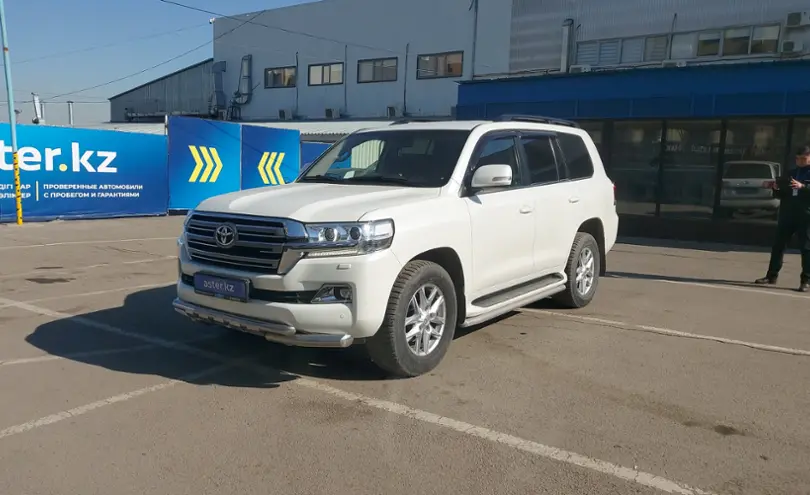 Toyota Land Cruiser 2015 года за 26 000 000 тг. в Алматы