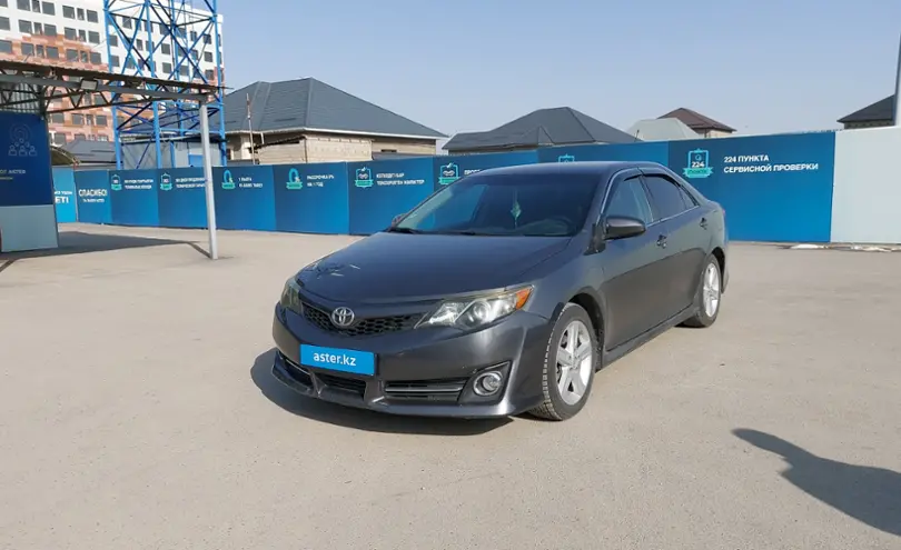 Toyota Camry 2014 года за 9 000 000 тг. в Шымкент