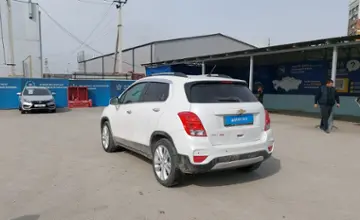 Chevrolet Trax 2018 года за 7 500 000 тг. в Шымкент фото 4