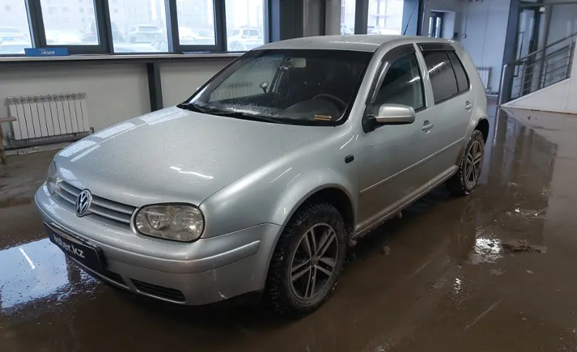 Volkswagen Golf 2002 года за 3 200 000 тг. в Астана