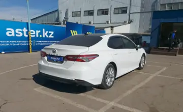 Toyota Camry 2020 года за 14 000 000 тг. в Алматы фото 3