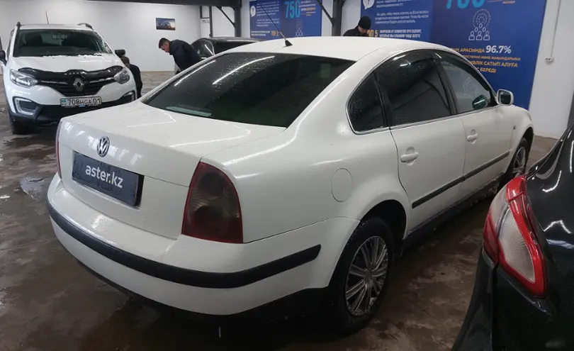 Volkswagen Passat 2001 года за 2 000 000 тг. в Астана фото 3