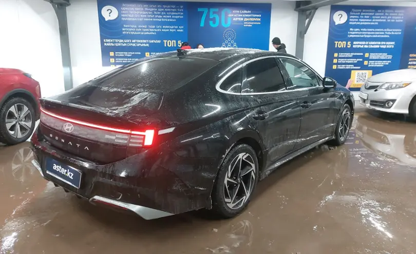 Hyundai Sonata 2023 года за 18 000 000 тг. в Астана фото 3