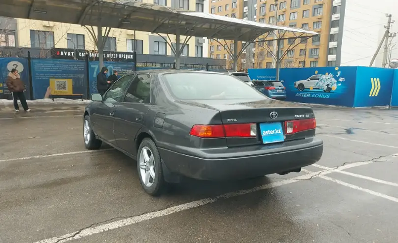 Toyota Camry 2000 года за 3 500 000 тг. в Алматы фото 4