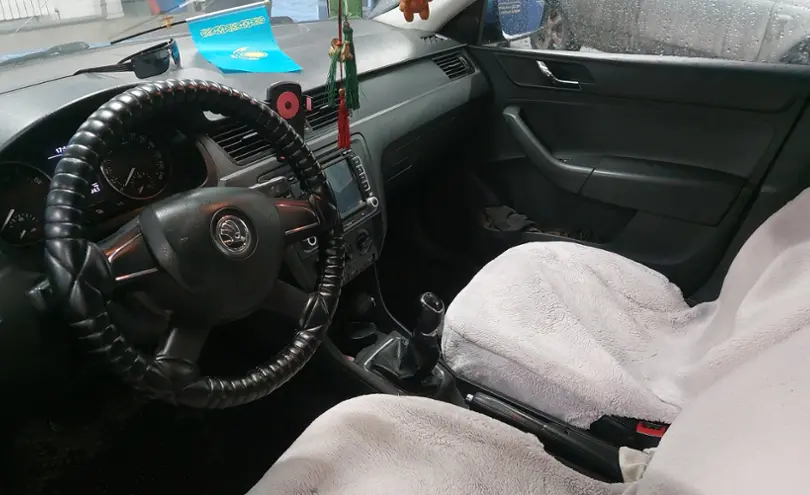 Skoda Rapid 2013 года за 4 500 000 тг. в Астана фото 5