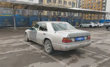 Mercedes-Benz W124 1989 года за 1 100 000 тг. в Алматы фото 4