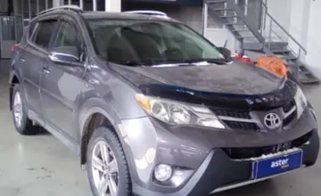 Toyota RAV4 2015 года за 10 800 000 тг. в Петропавловск фото 3