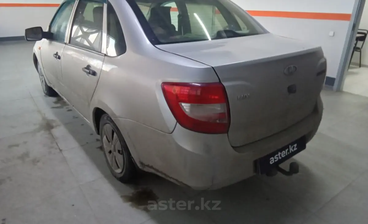 LADA (ВАЗ) Granta 2015 LADA (ВАЗ) Granta 2015
