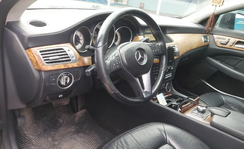 Mercedes-Benz CLS 2011 года за 16 000 000 тг. в Шымкент фото 5