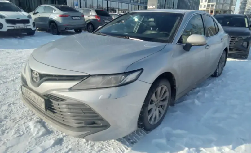 Toyota Camry 2018 года за 13 000 000 тг. в Астана