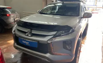 Mitsubishi L200 2022 года за 21 000 000 тг. в Астана фото 2