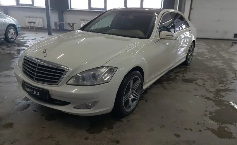 Mercedes-Benz S-Класс 2007 года за 7 000 000 тг. в Астана