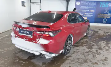 Toyota Camry 2021 года за 12 500 000 тг. в Астана фото 3
