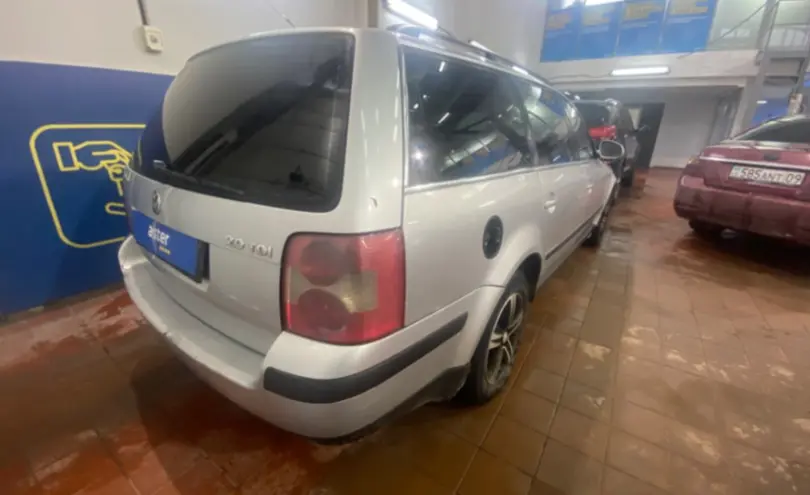 Volkswagen Passat 2005 года за 2 500 000 тг. в Астана фото 5