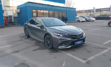 Toyota Camry 2020 года за 14 000 000 тг. в Алматы фото 2