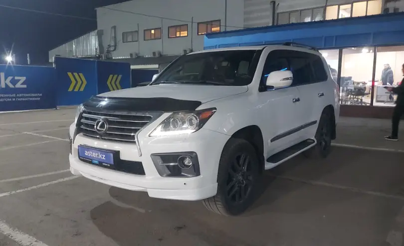Lexus LX 2013 года за 27 000 000 тг. в Алматы