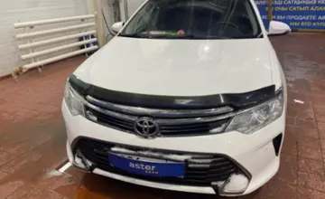 Toyota Camry 2015 года за 10 000 000 тг. в Астана фото 2