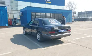 Mercedes-Benz E-Класс 1993 года за 2 000 000 тг. в Алматы фото 4