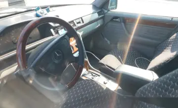 Mercedes-Benz E-Класс 1993 года за 2 000 000 тг. в Алматы фото 5