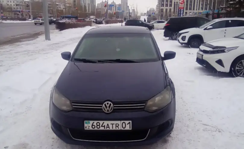 Volkswagen Polo 2015 года за 5 500 000 тг. в Астана фото 2