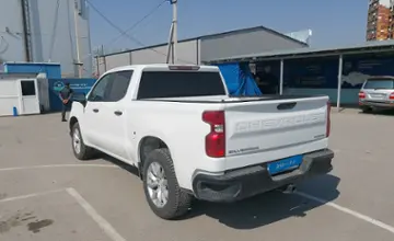 Chevrolet Silverado 2022 года за 29 000 000 тг. в Шымкент фото 4