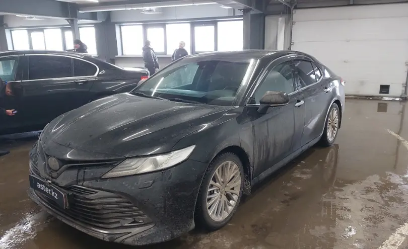 Toyota Camry 2020 года за 18 500 000 тг. в Астана