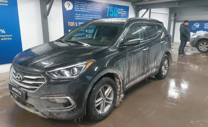 Hyundai Santa Fe 2017 года за 9 800 000 тг. в Астана