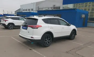 Toyota RAV4 2017 года за 13 000 000 тг. в Алматы фото 3