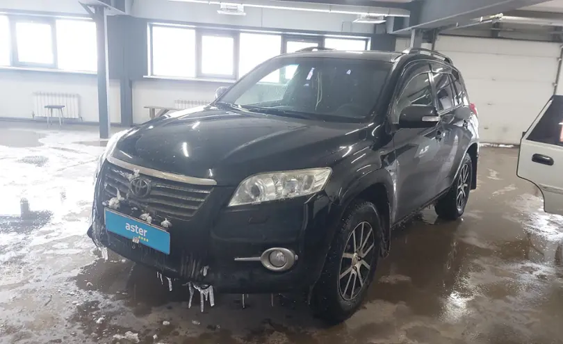 Toyota RAV4 2011 года за 9 000 000 тг. в Астана