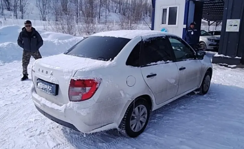 LADA (ВАЗ) Granta 2020 года за 4 000 000 тг. в Усть-Каменогорск фото 5